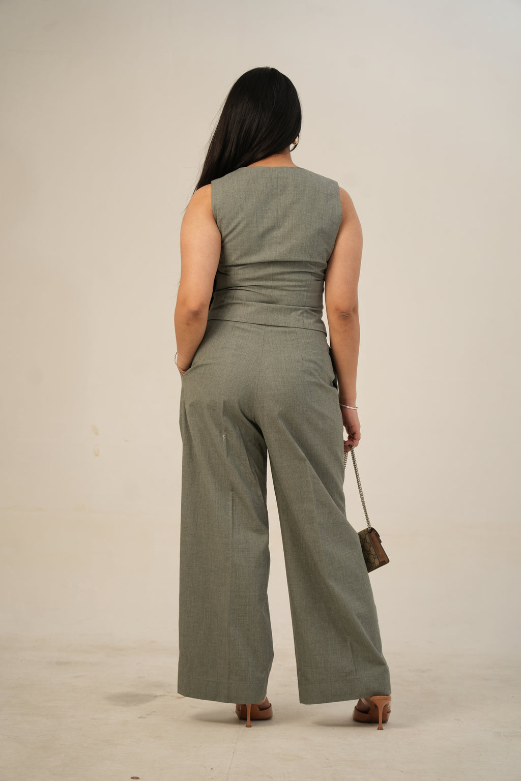 Refined Oxford Grey vest Ensemble