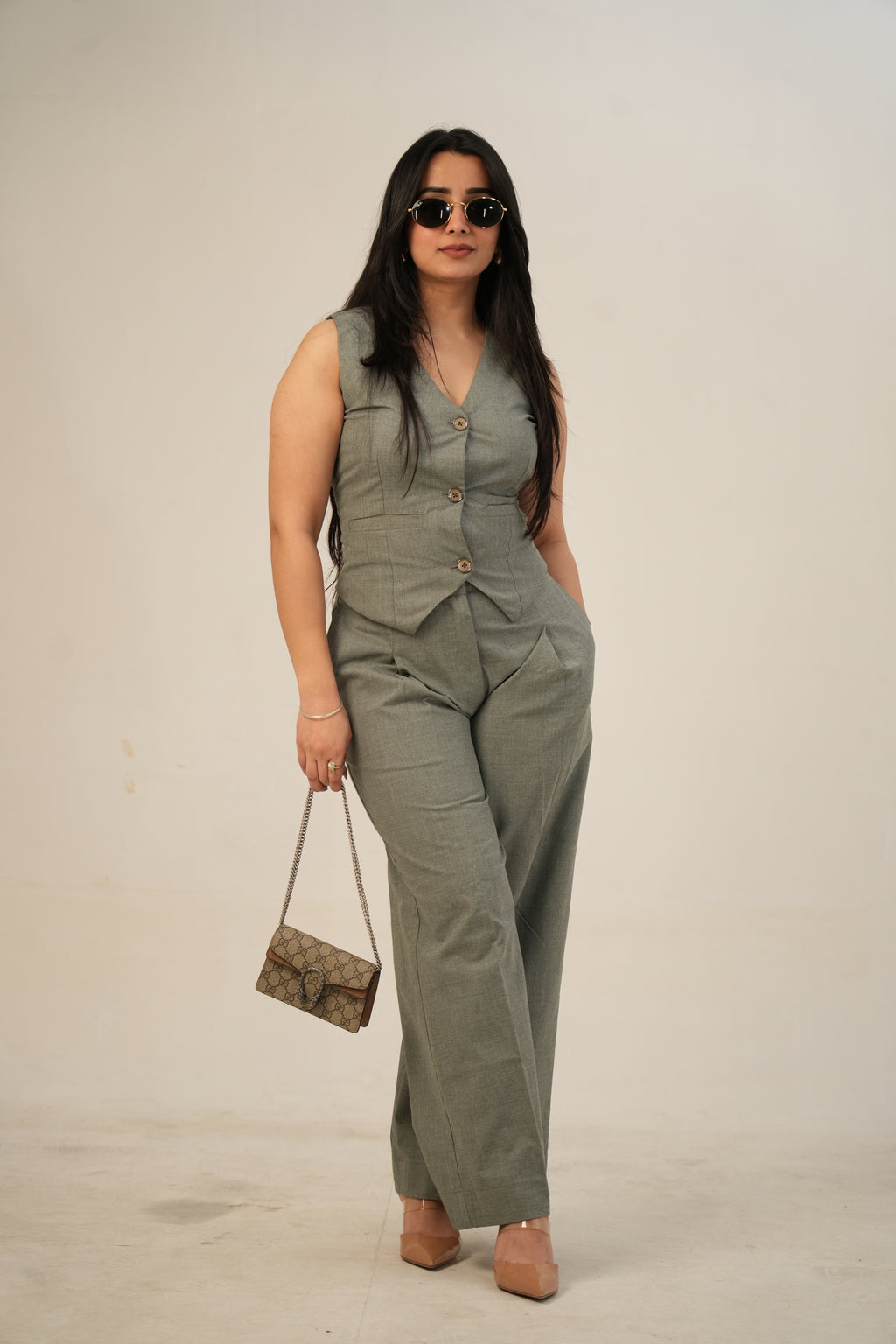 Refined Oxford Grey vest Ensemble