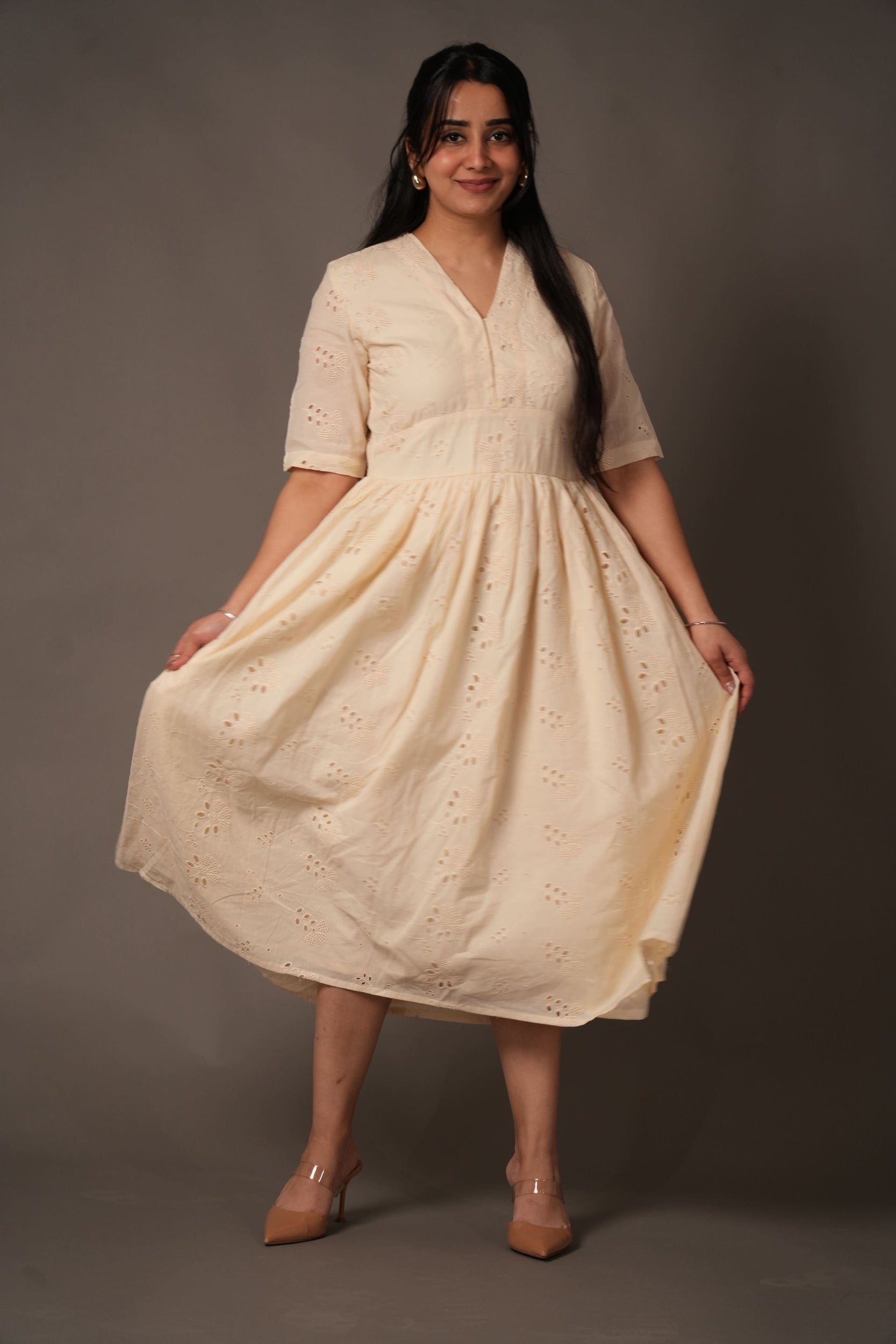 Soft Dune Hakoba Dress