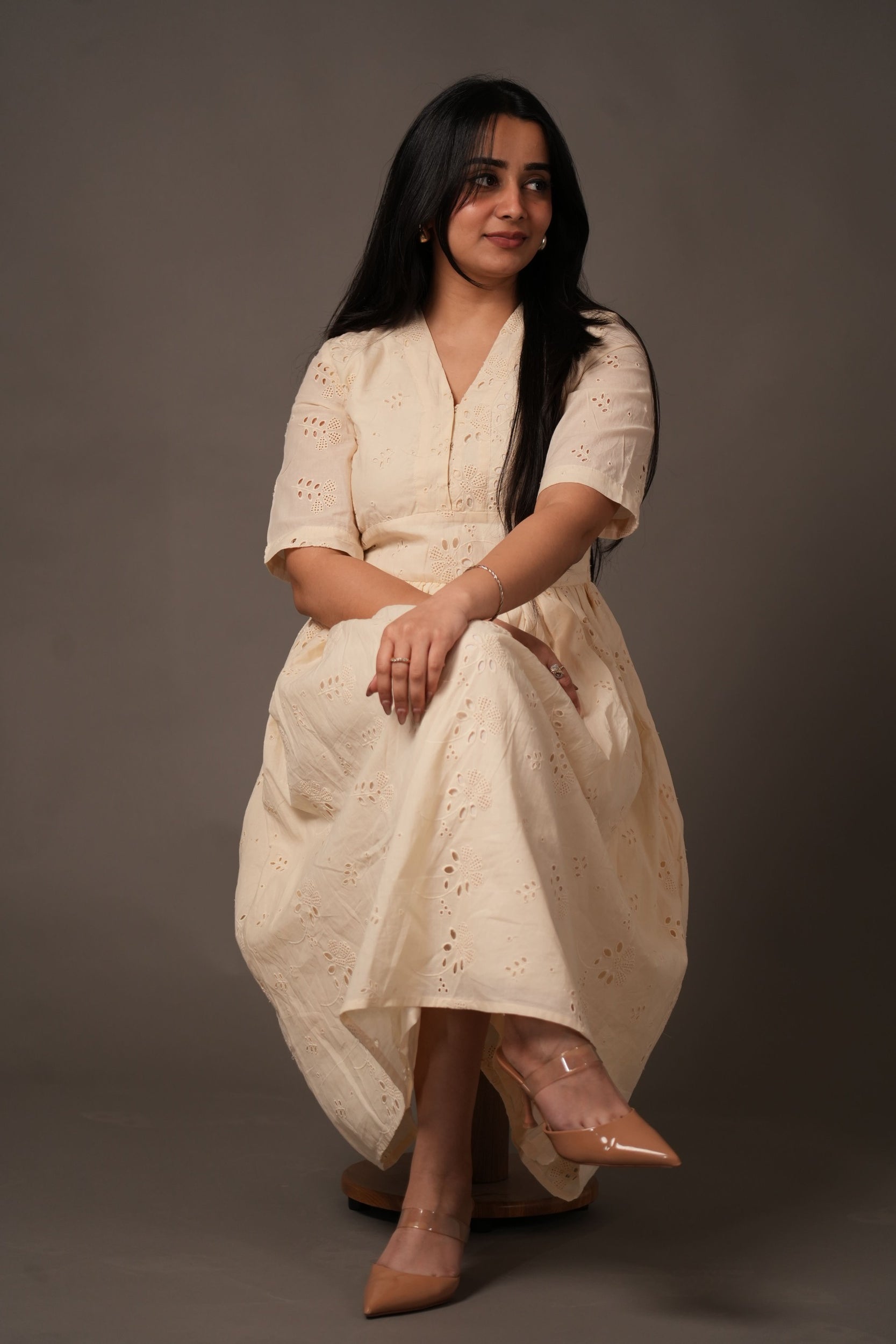 Soft Dune Hakoba Dress